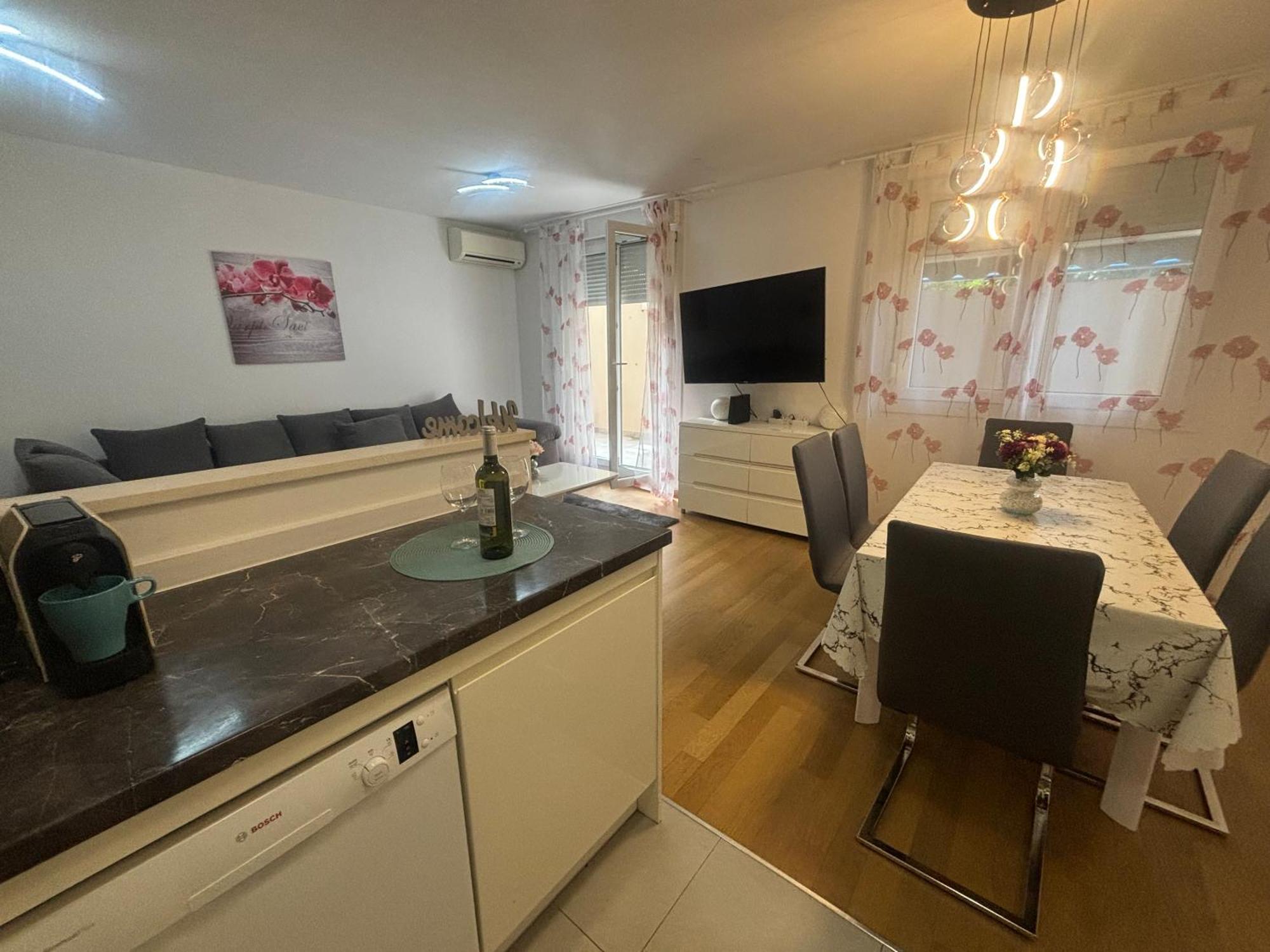 Apartment Dalmatinos Split Znjan Экстерьер фото