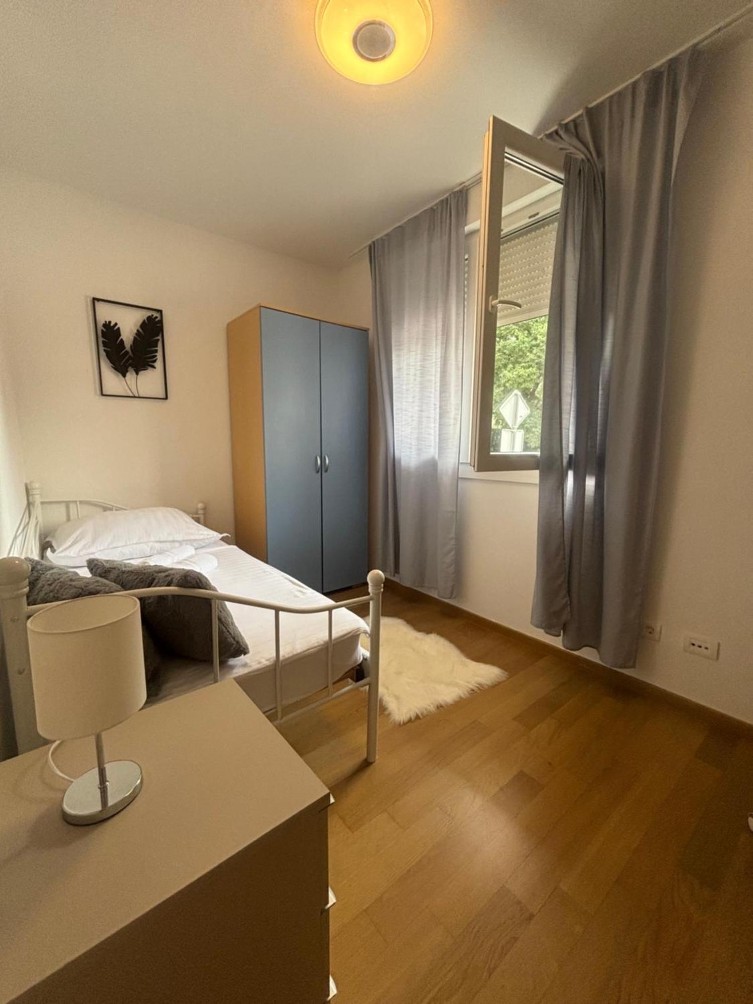 Apartment Dalmatinos Split Znjan Экстерьер фото